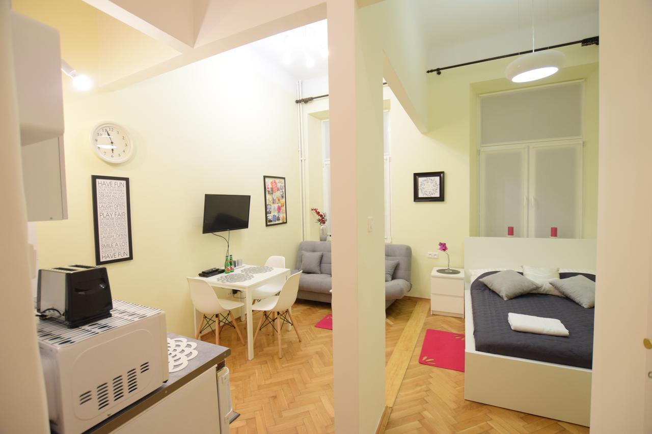 Elegant Apartment Copernicus Warsaw Exterior photo
